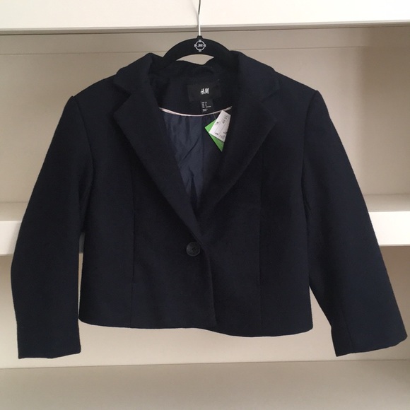 H&M Jackets & Blazers - H&M Cropped Blazer